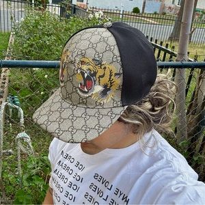 Gucci Tigers Print GG Supreme Baseball Cap